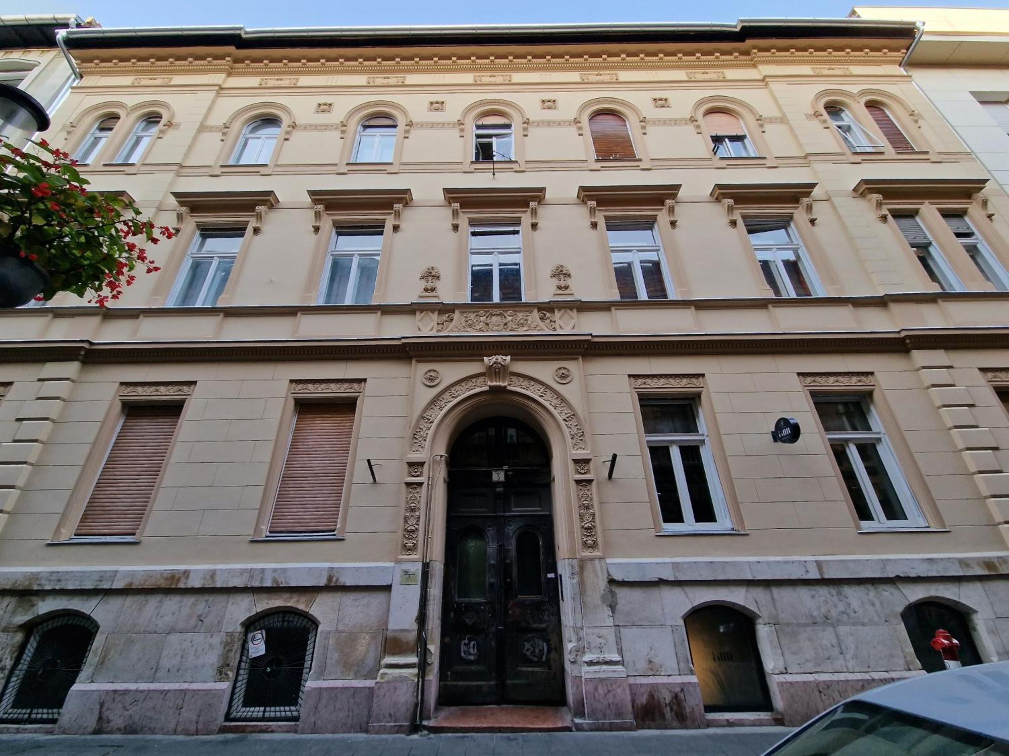 Artlovers' flat - Kazinczy street Boedapest Buitenkant foto